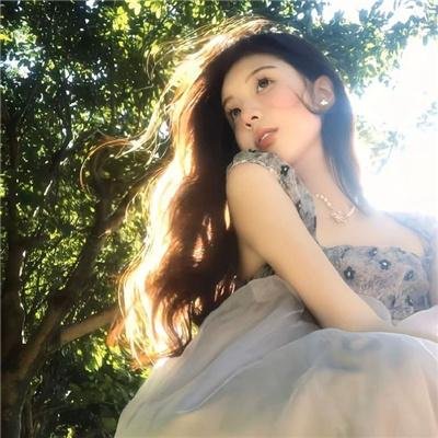 向下扭曲